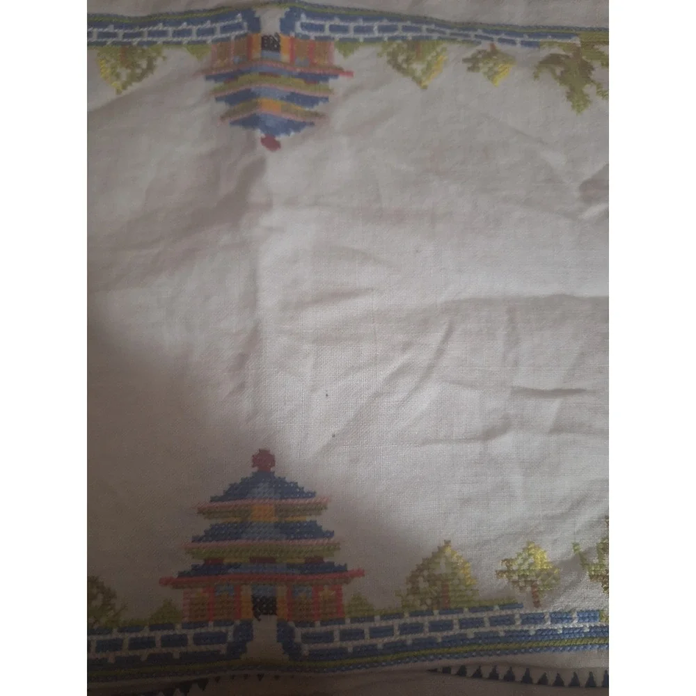 Vintage Pagoda Cross‎ Stitch Linen Tablecloth Oriental Chinoiserie White Blue